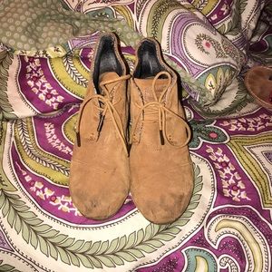 Toms Suede Wedges